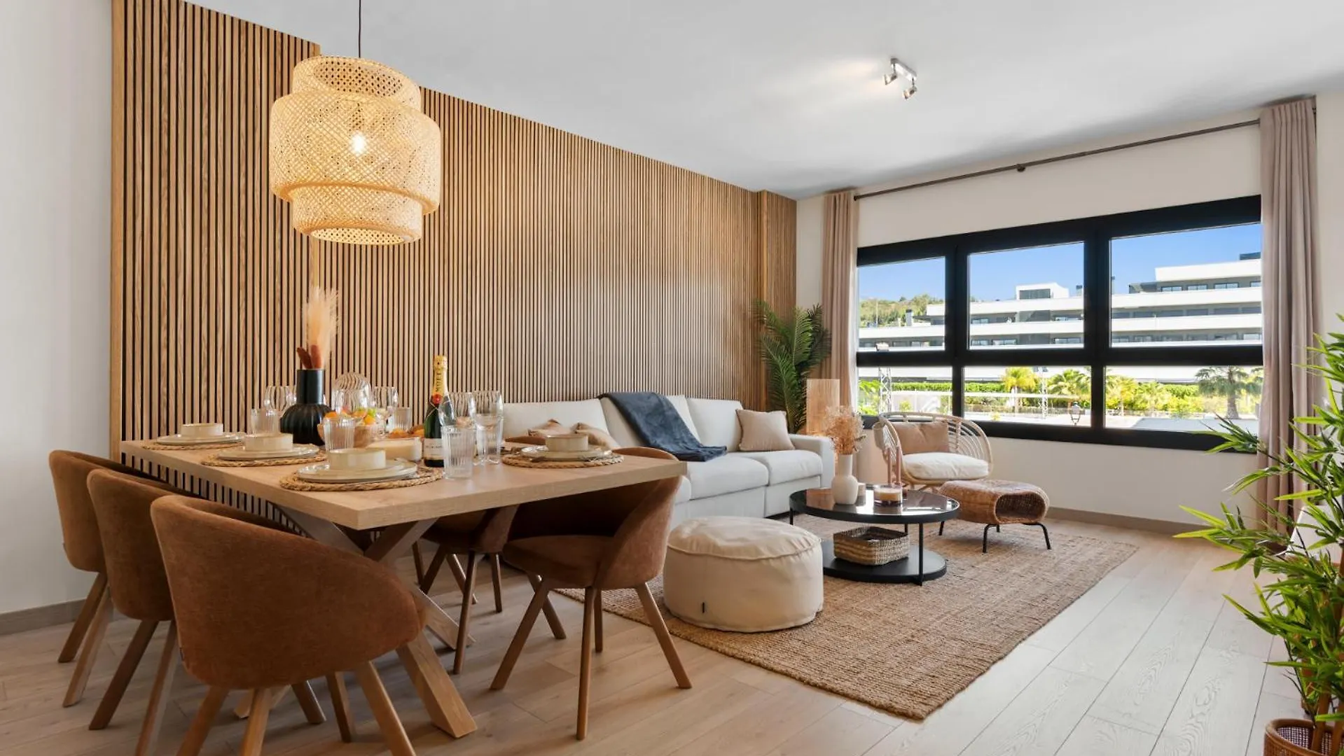 Brand New Chic Apartment - City, Pool & Beach Estepona Spain